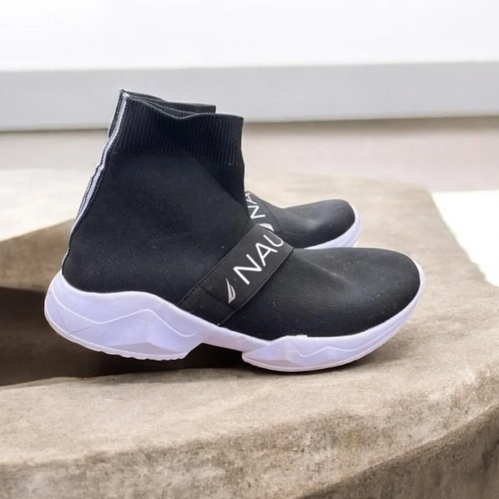 Nautica Wave Hill Black High Top Sneakers Shoes Women 9 knit Stretchy
